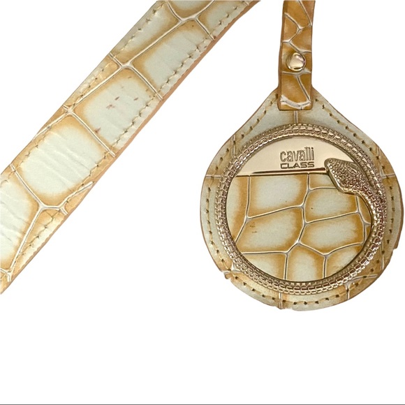 TRADE.!!  Like New! Roberto Cavalli Leather, Croc Embossed Handbag. - Picture 2 of 10